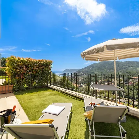 Serenity With Swimming Pool And Parking In * Alassio