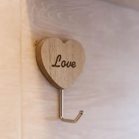 Serenity With Swimming Pool And Parking In Daire