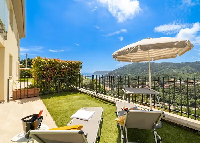 Serenity With Swimming Pool And Parking In * 阿拉西奥