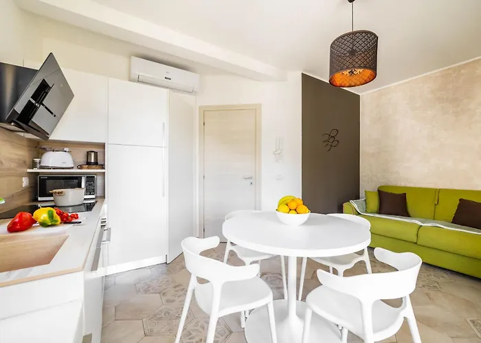 Serenity With Swimming Pool And Parking In * 阿拉西奥